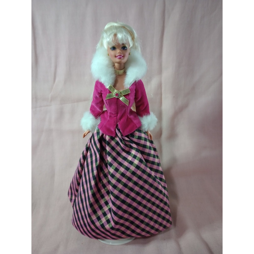 Barbie Winter Rhapsody Avon Exclusive Special Edition Doll 1996 w/ Stand